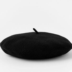 H&M Elegant Black Beret